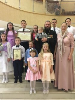 Семья Бурцевых заняла 3 место в окружном конкурсе
